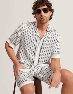 Border Print Short Sleeve Resort Shirt