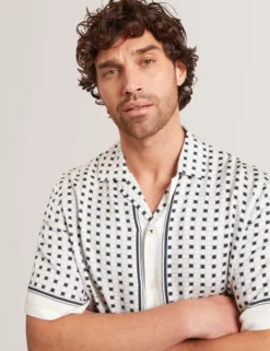 Border Print Short Sleeve Resort Shirt