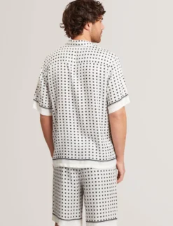Border Print Short Sleeve Resort Shirt