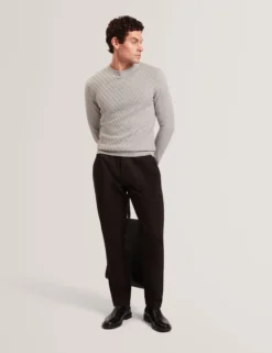 Chevron Texture Knit Crew Neck Sweater