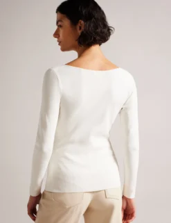 Fitted V-Neck Long Sleeve Knit Top