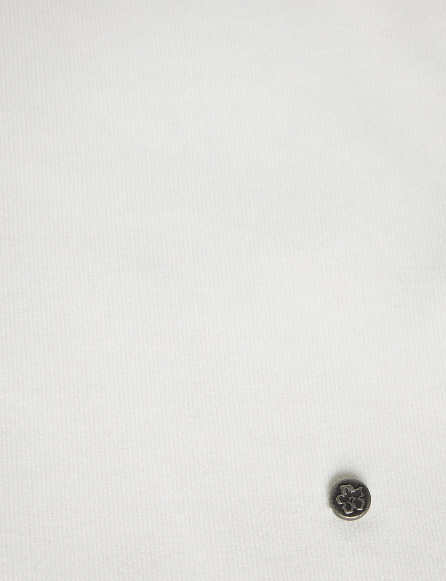 Fitted V-Neck Long Sleeve Knit Top