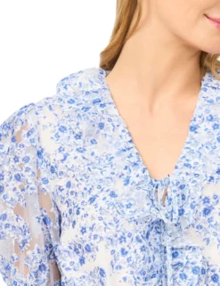 Floral Ruffled V-Neck Cropped Blouse