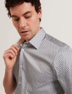 Geometric Leaf Print Short Sleeve Shirt