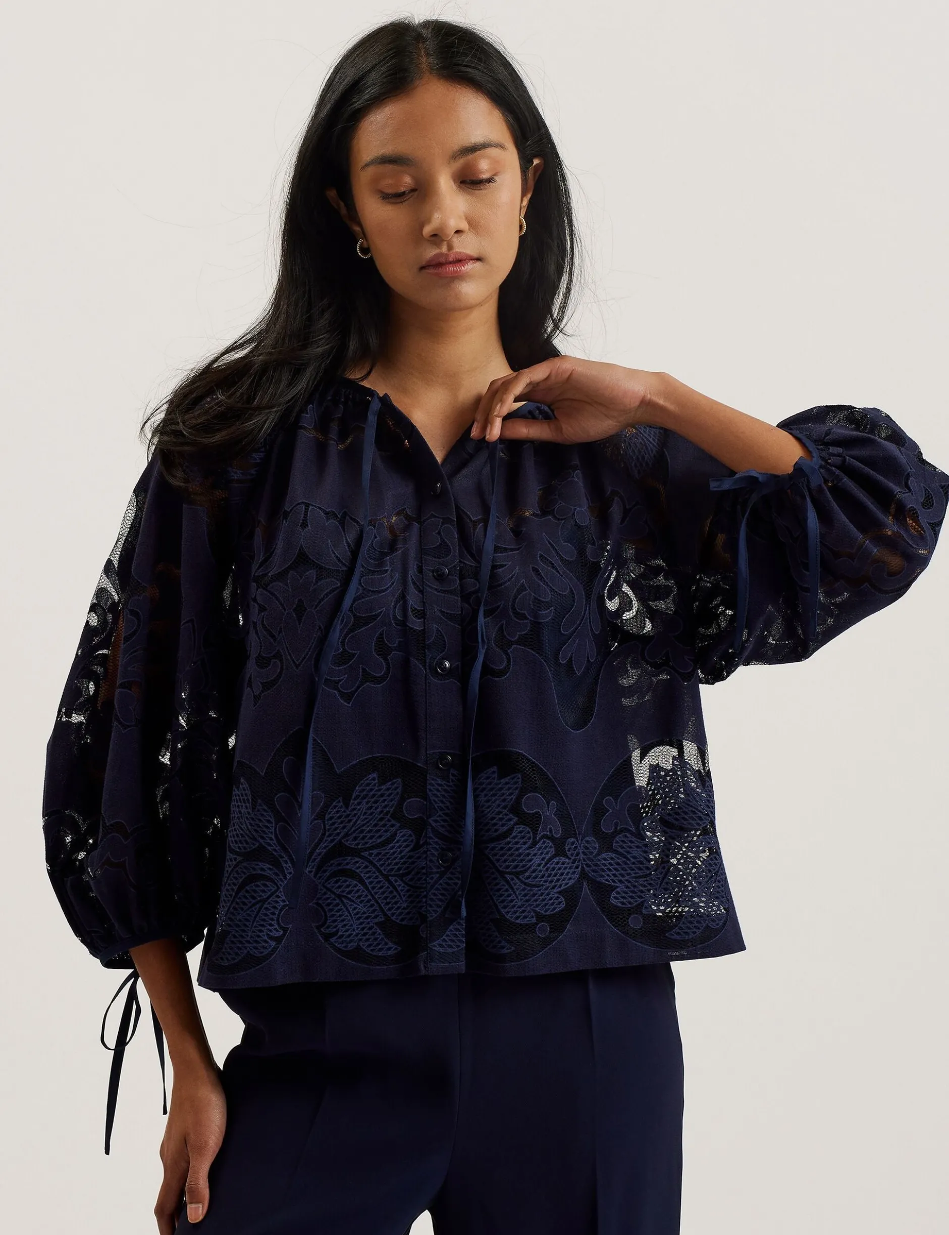 Lace 3/4 Balloon Sleeve Blouse