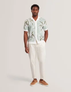 Leaf Print Knitted Short Sleeve Shirt