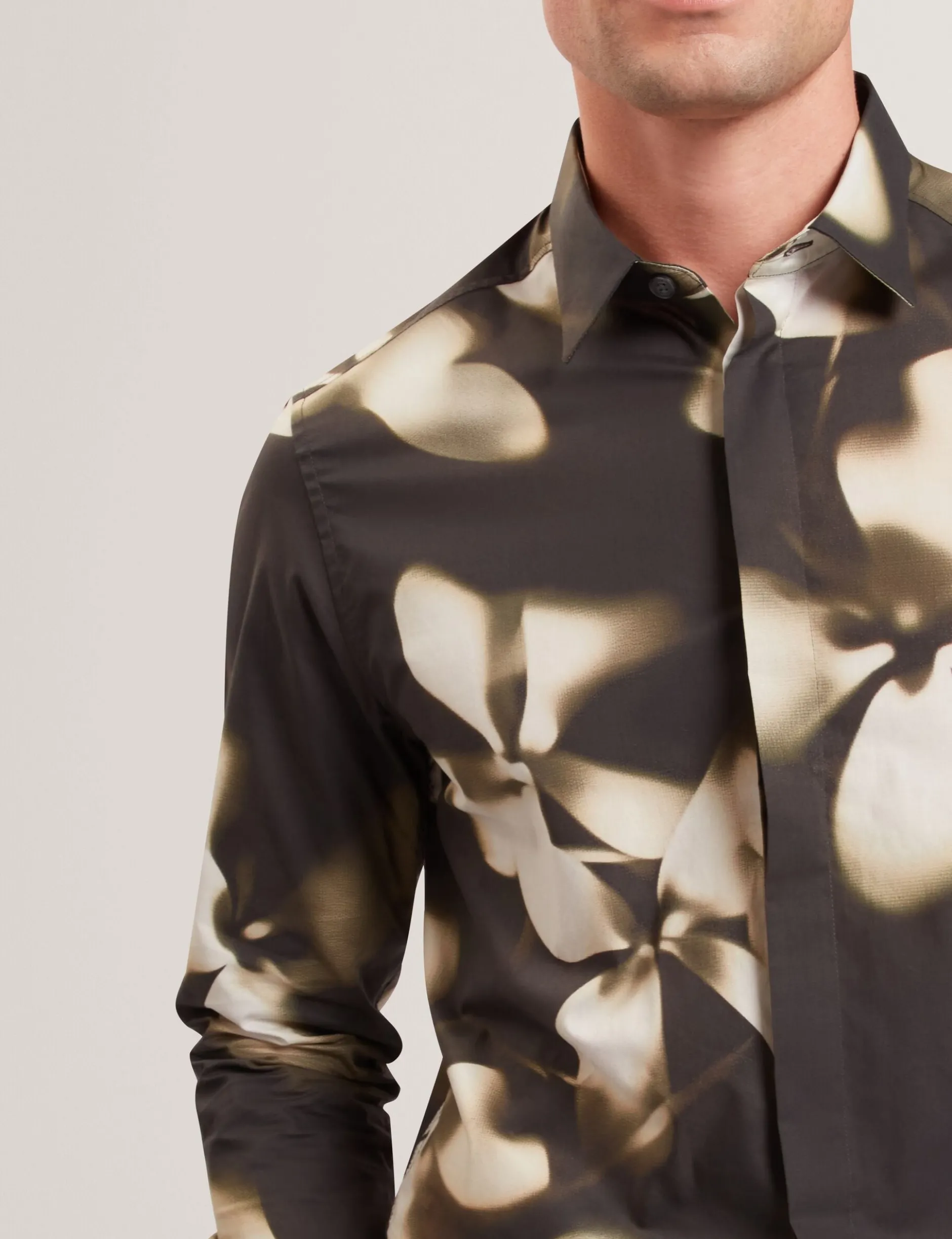 Photographic Floral Print Long Sleeve Shirt