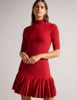Pleated Hem Bodycon Knit Mini Dress