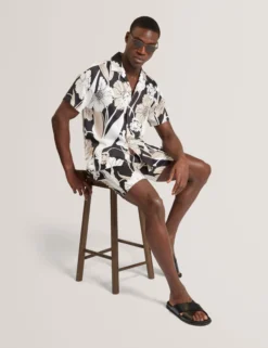 Relaxed Botanical Print Pull-On Shorts