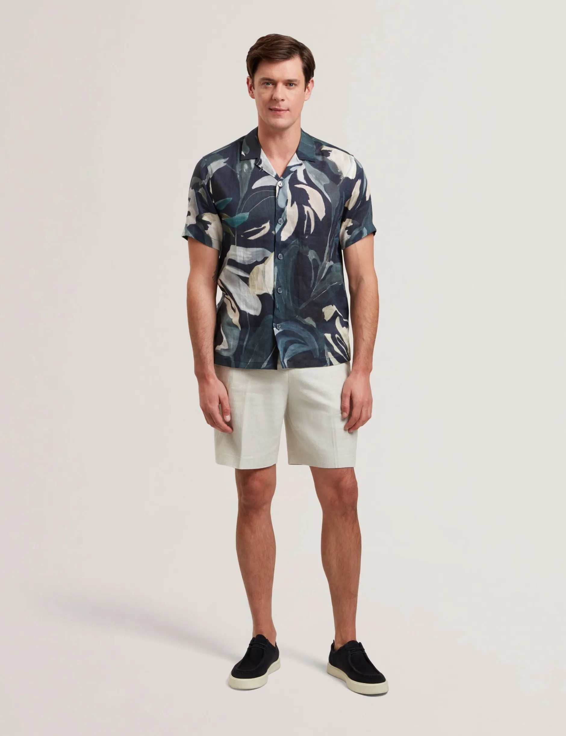 Relaxed Floral Short Sleeve Linen Shirt