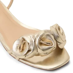 Sandal