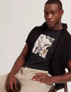 Short Sleeve Box Print Graphic T-Shirt