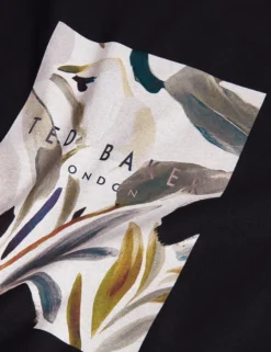 Short Sleeve Box Print Graphic T-Shirt