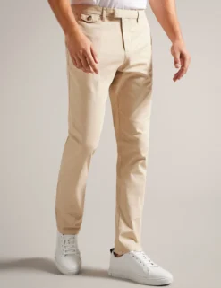 Slim Fit Chino