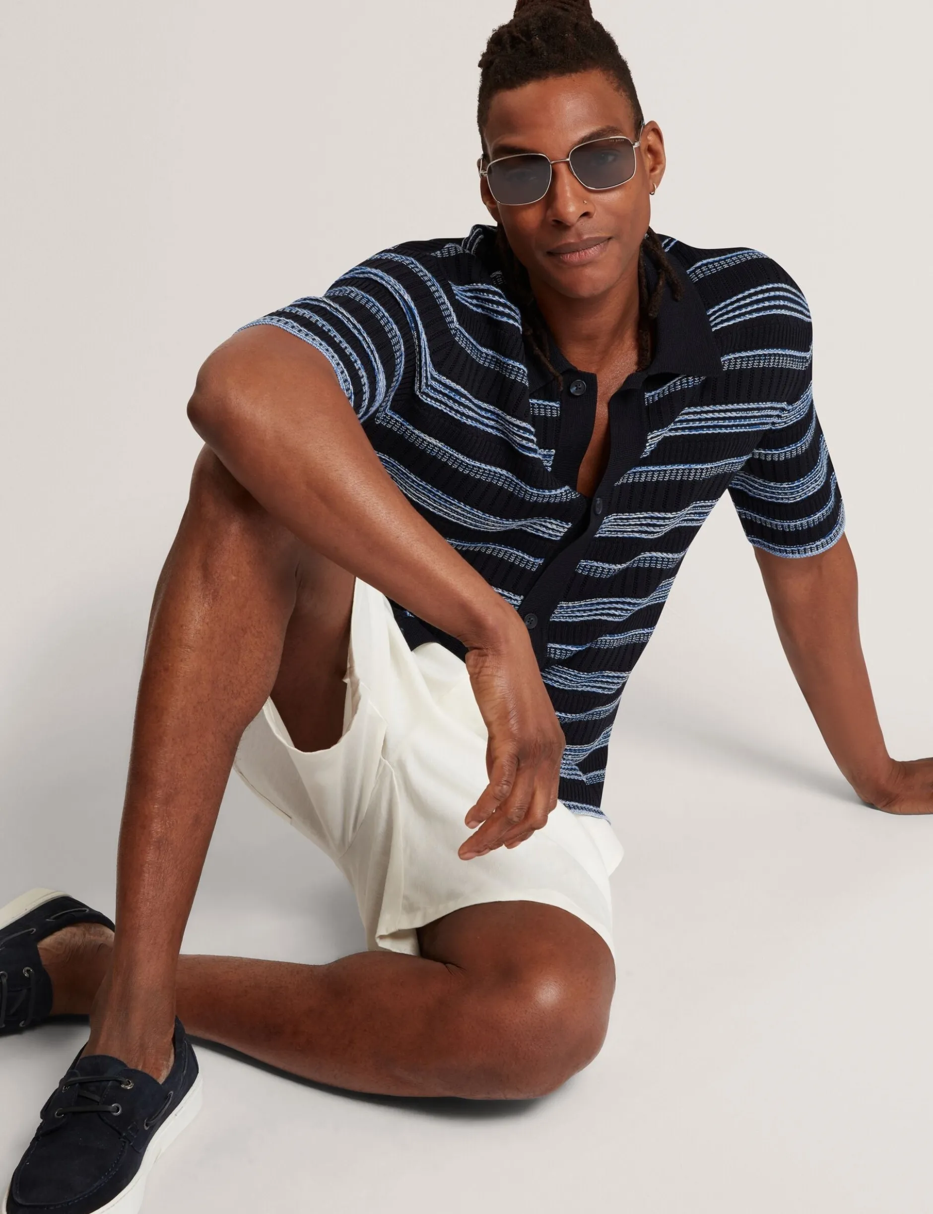 Stitched Stripe Knit Short Sleeve Shirt