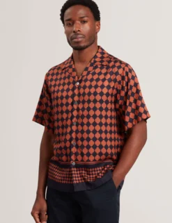 Tile Border Print Short Sleeve Shirt