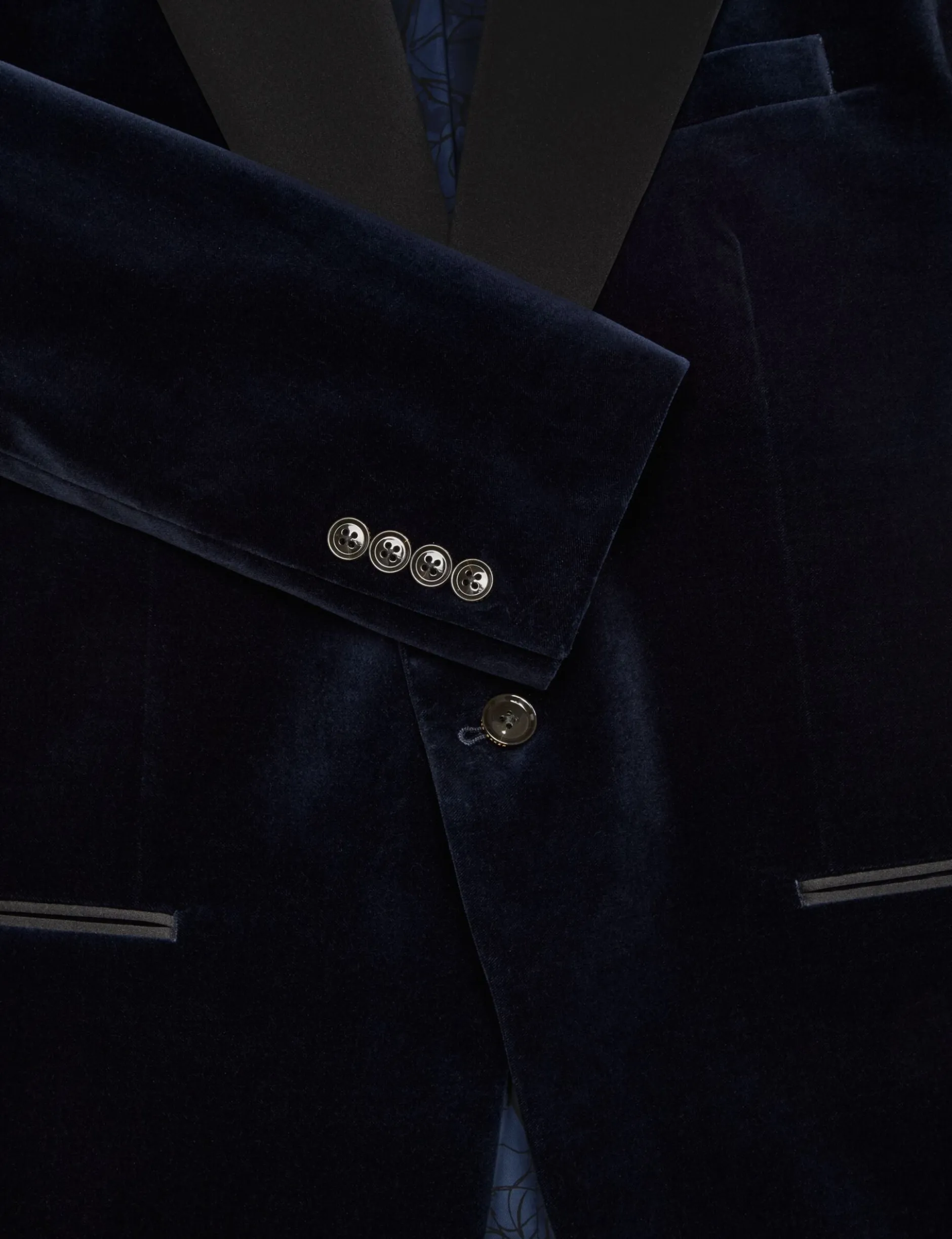 Velvet Single Breasted Tuxedo Jacket