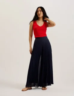 V Neck Sleeveless Top